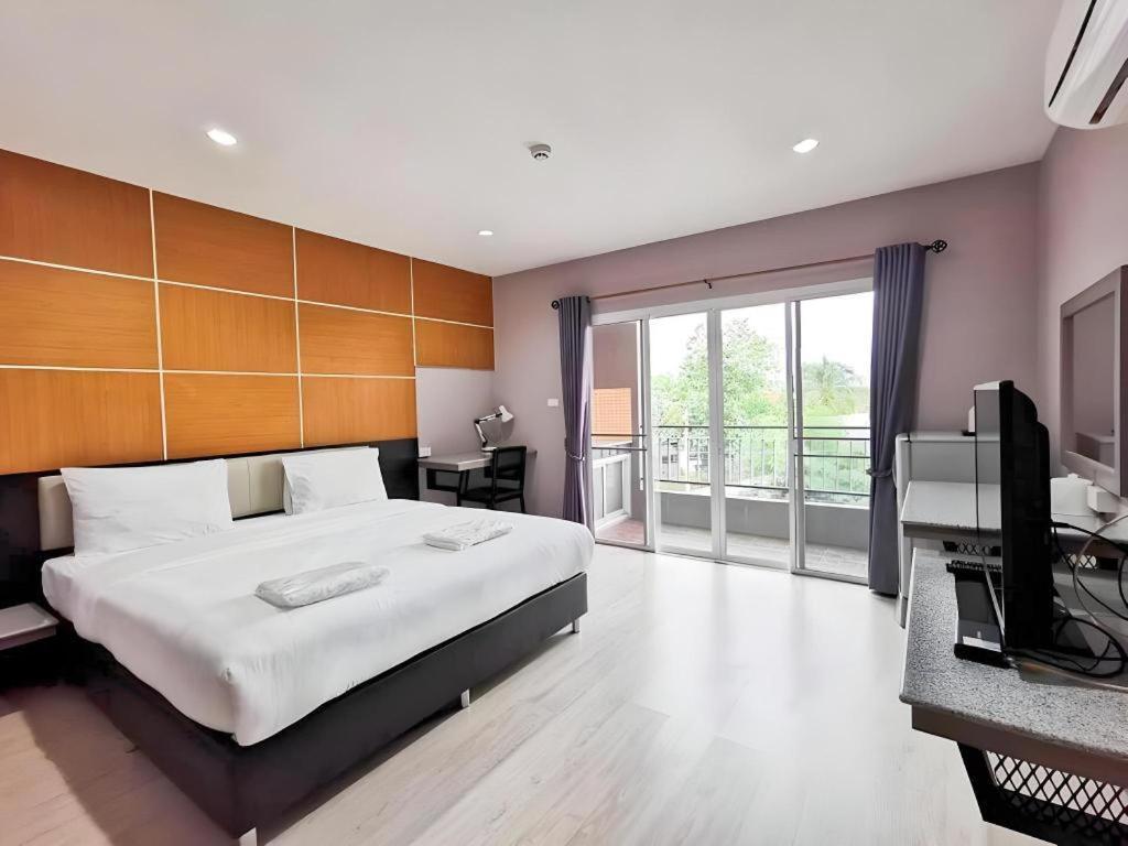 The Y Residence Chiang Mai Bagian luar foto