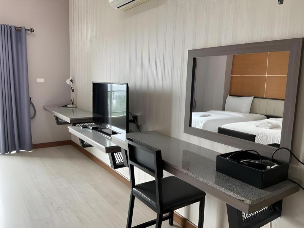 The Y Residence Chiang Mai Bagian luar foto