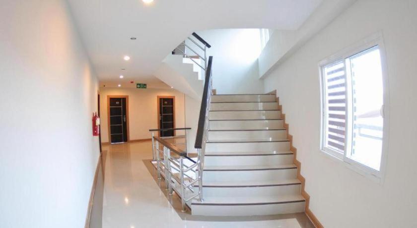 The Y Residence Chiang Mai Bagian luar foto