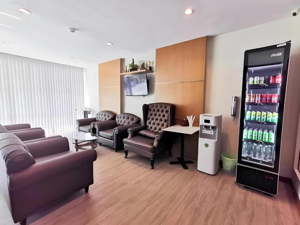 The Y Residence Chiang Mai Bagian luar foto